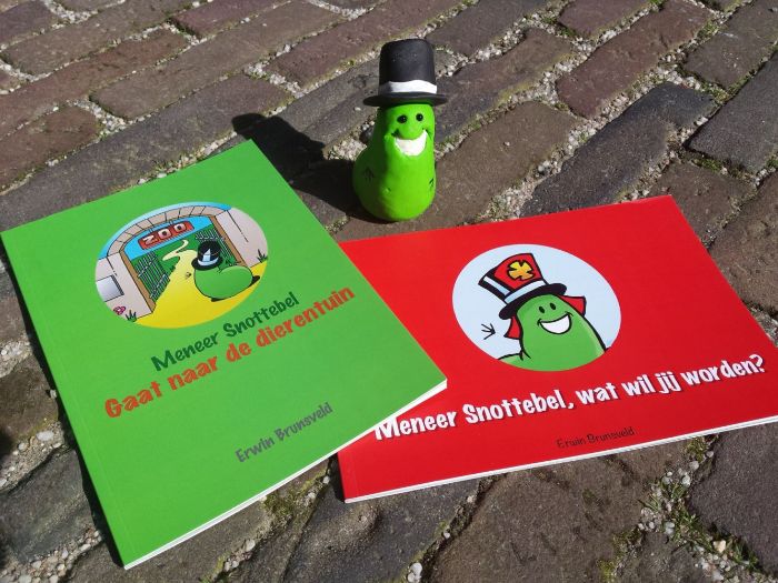 Meneer Snottebel boekjes nu ook in papieren vorm verkrijgbaar